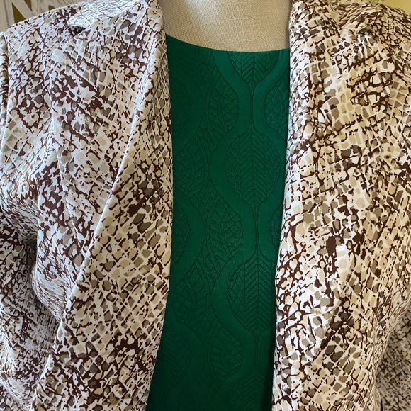 Gently loved NY&Co. dress SP - Picture 9 of 10